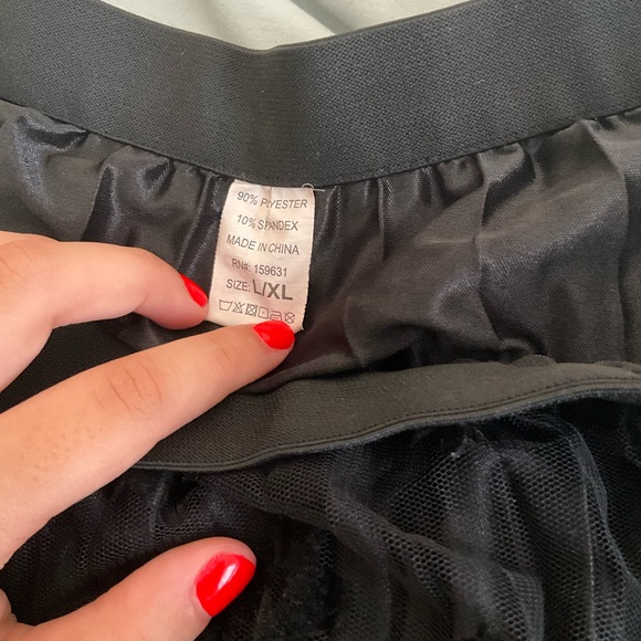 Thrifted Gothic lace maxi skirt - Picture 5 of 5